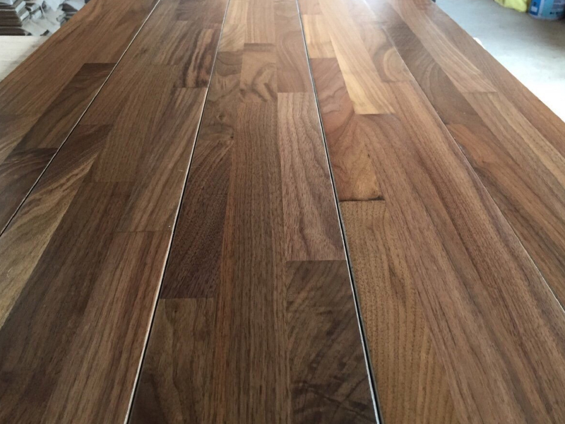 Sàn gỗ sồi VA8881